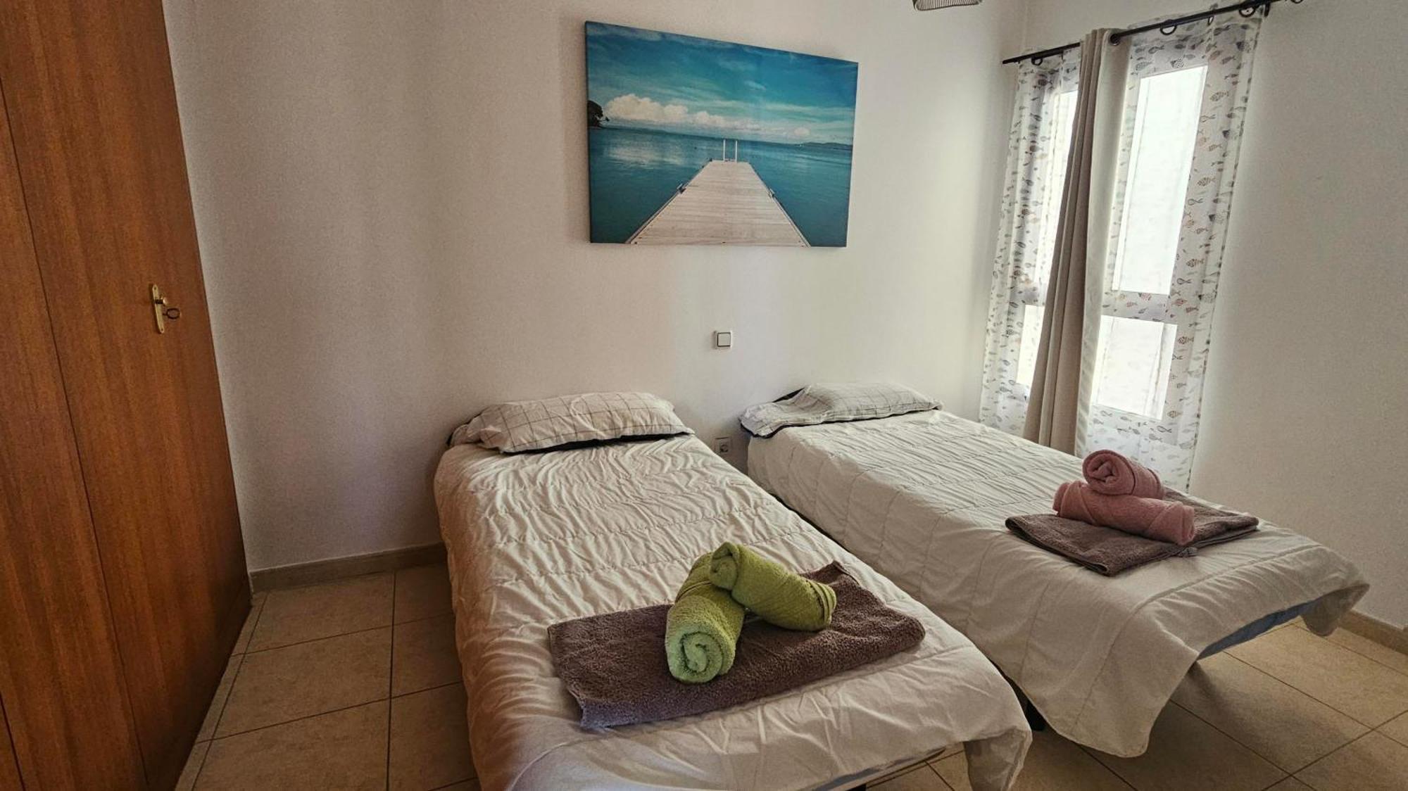 קורלחו Bienvenue Appart Lumineux Avec Ascenseur Et Vue Sur La Mer מראה חיצוני תמונה